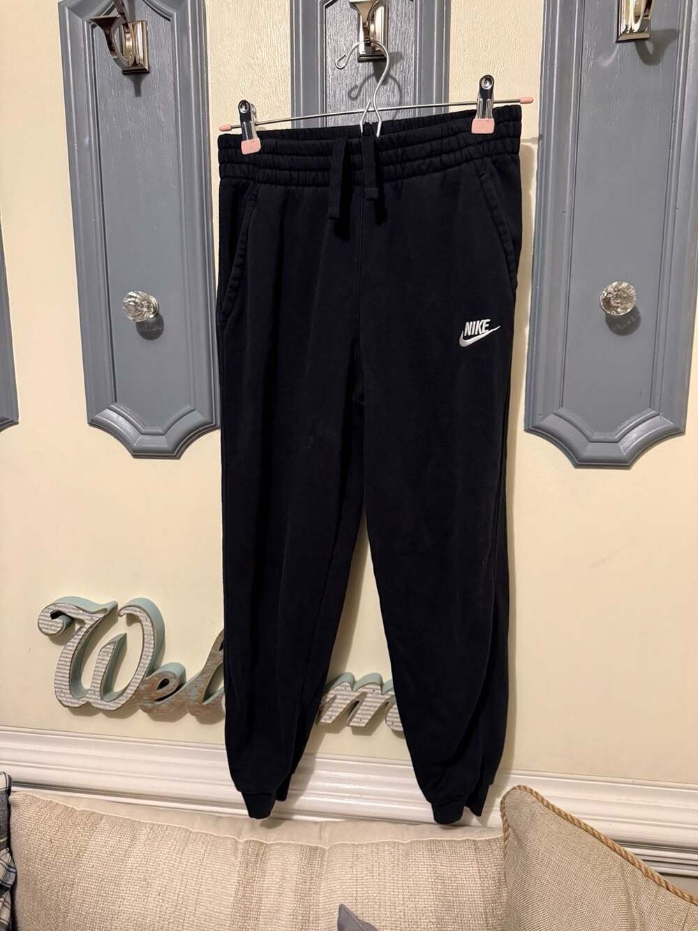 Nike Sportswear Club Fleece kids Joggers Size L Black Sweatpants